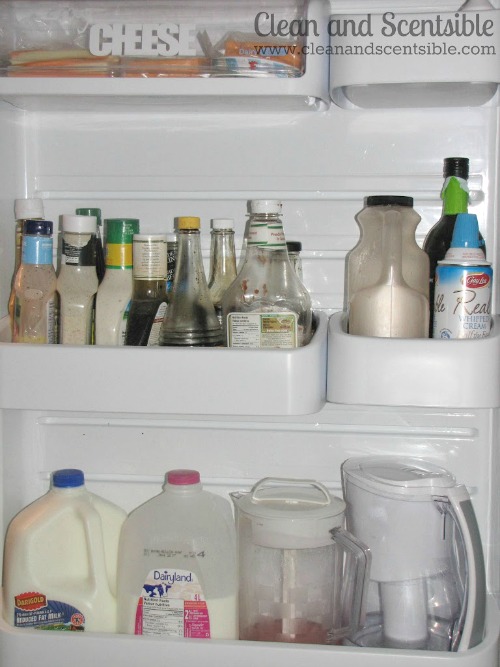 Lots of tips and tricks to organize your fridge and freezer!