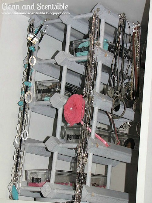 Great post on how to organize your master closet. Lots of practical tips. // cleanandscentsible.com