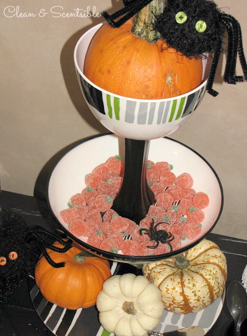 Tons of Halloween Party Ideas - food, decor, games, and kids' crafts