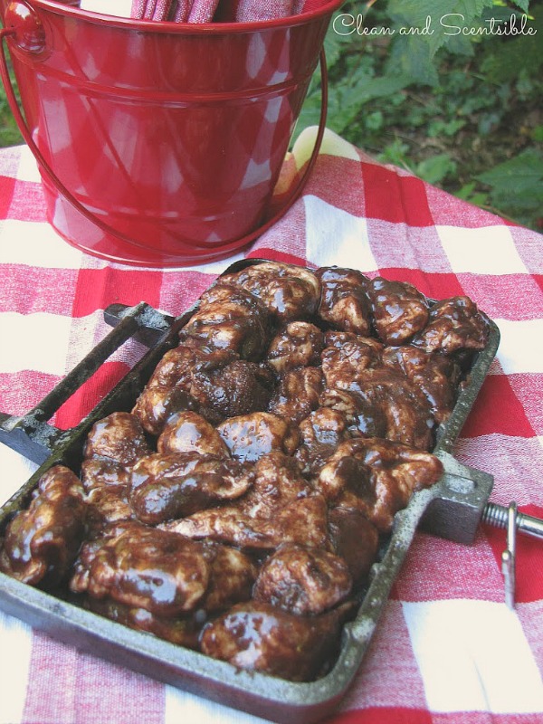 This chocolate monkey bread can be done right over the campfire and is SO delicious!