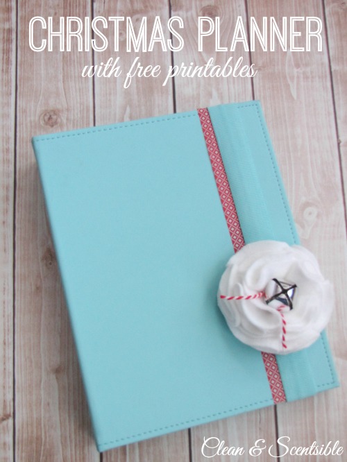 Get organized for the holidays with a Christmas planner {free printables included}