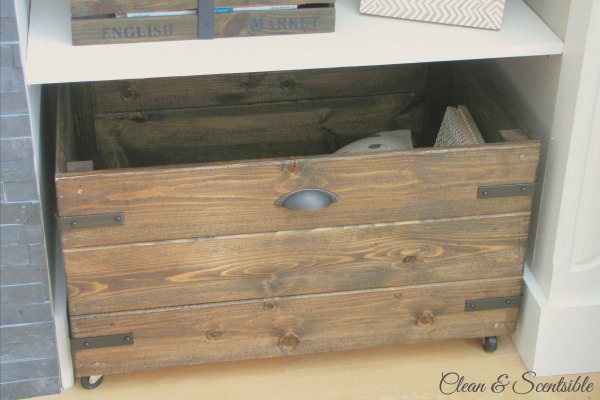 DIY Rustic Crate Tutorial. Such pretty and functional storage!