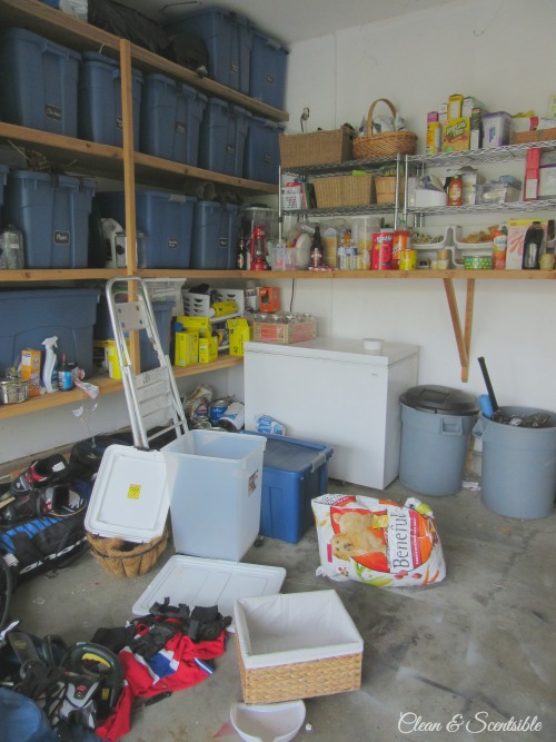 How to organize the garage. Messy garage space before it was organized.