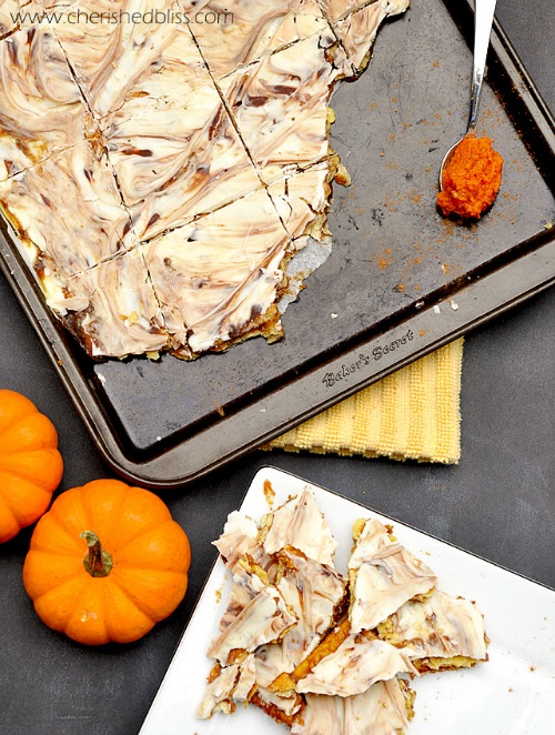 Pumpkin Pie Toffee Recipe and lots of other delicious pumpkin recipes for fall! // cleanandscentsible.com