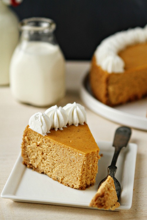 Pumpkin Cheesecake and lots of other delicious pumpkin recipes for fall! // cleanandscentsible.com