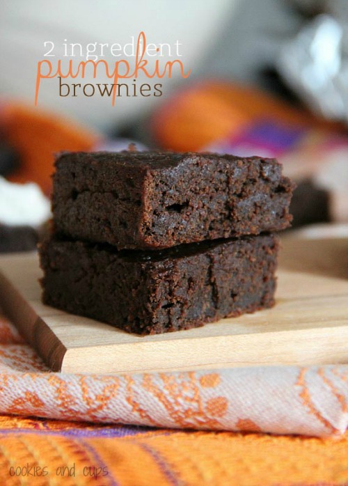 Two ingredient pumpkin brownies and lots of other delicious pumpkin recipes for fall! // cleanandscentsible.com