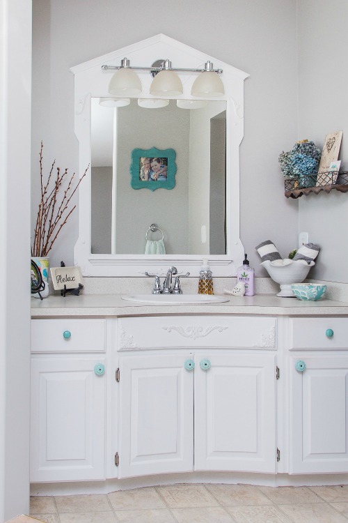 9 Easy Tips to Organize the Bathroom - Clean and Scentsible