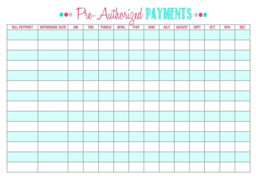 Lots of great tips to keep up with your bill payments including these free printables. Great for a family binder! // cleanandscentsible.com