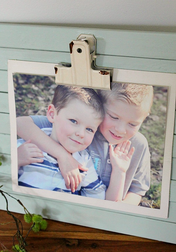 DIY Rustic Photo Frame - So easy and inexpensive to create!