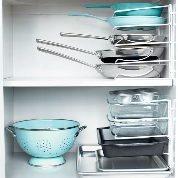 Easy kitchen organization ideas. These are awesome and so do-able!