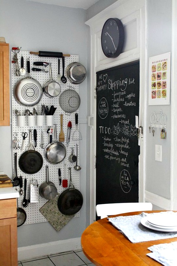 Easy kitchen organization ideas. These are awesome and so do-able!