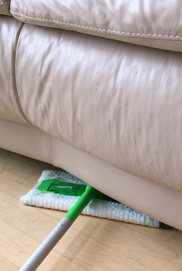 Swiffer cleaning hacks and tips to get the most out of your Swiffer and save you time and money.
