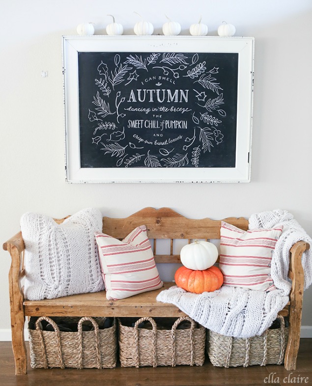 Lots of fall chalkboard inspiration and tips to create your own chalkboard art.