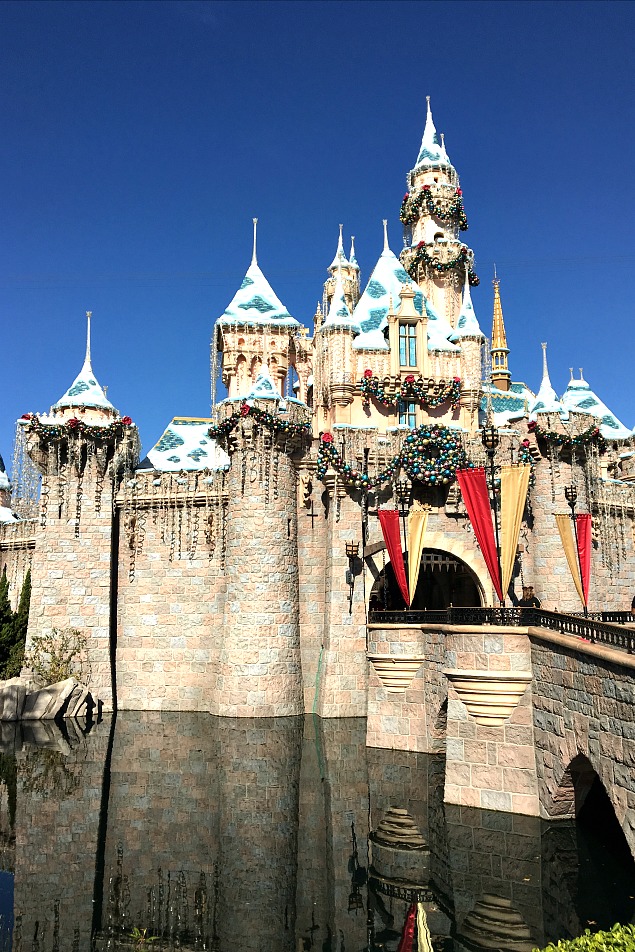 Sleeping Beauty's Castle at Christmas. Top 10 things to do at Disneyland at Christmas time.