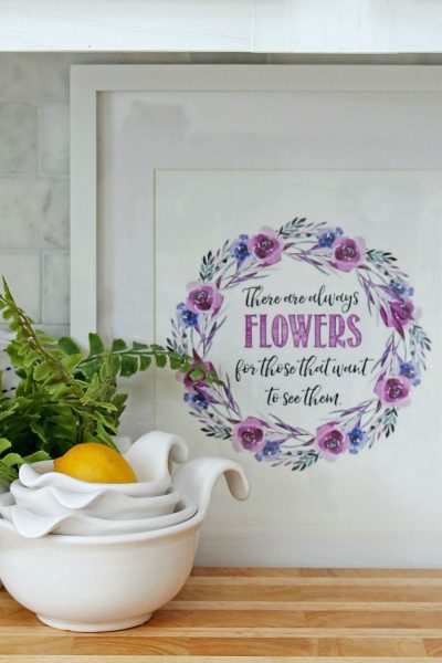 Beautiful collection of free spring printables.