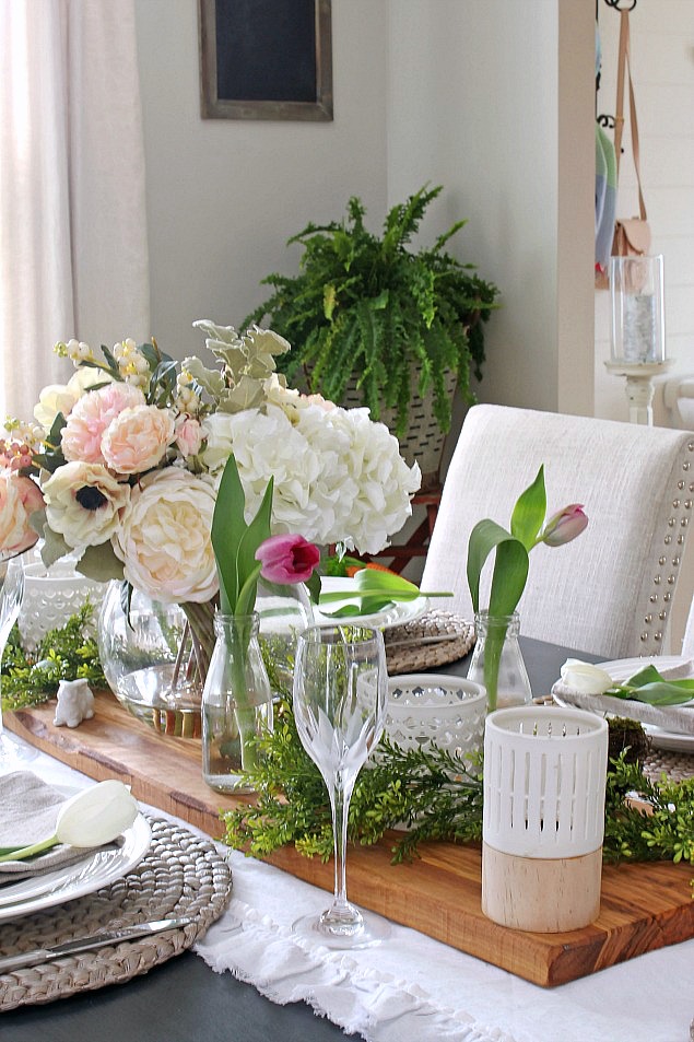 Beautiful spring decorating ideas using faux flowers.
