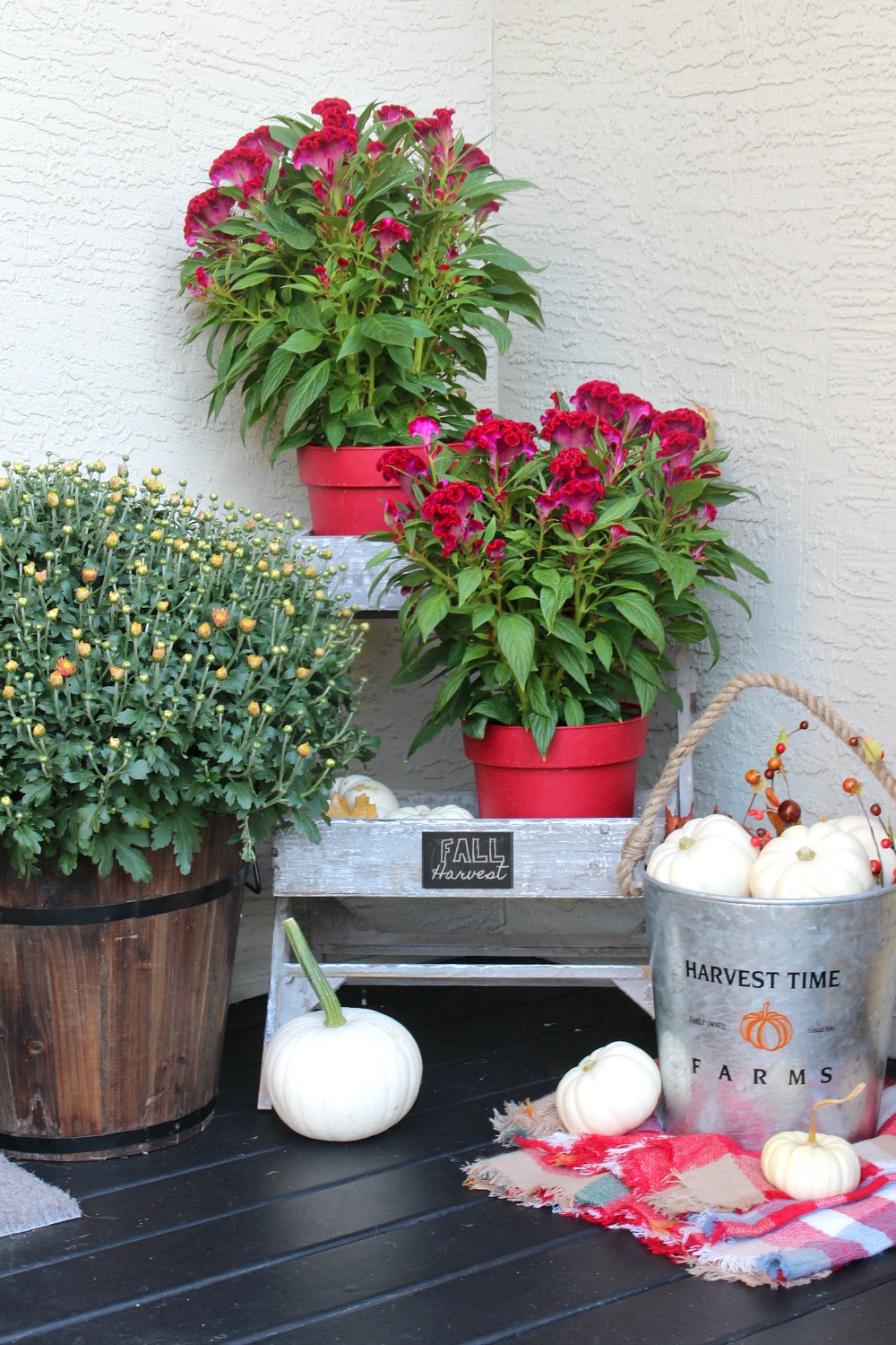 Colorful fall front porch decorating ideas. Rustic farmhouse style.