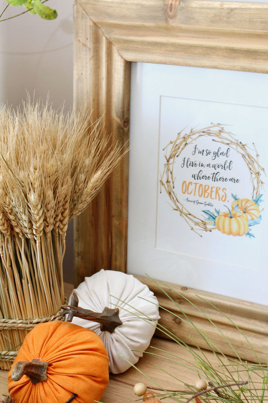 I'm so happy I live in a world with Octobers fall printables.
