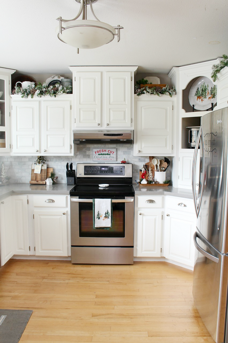 Christmas Kitchen Decorating Ideas Clean and Scentsible