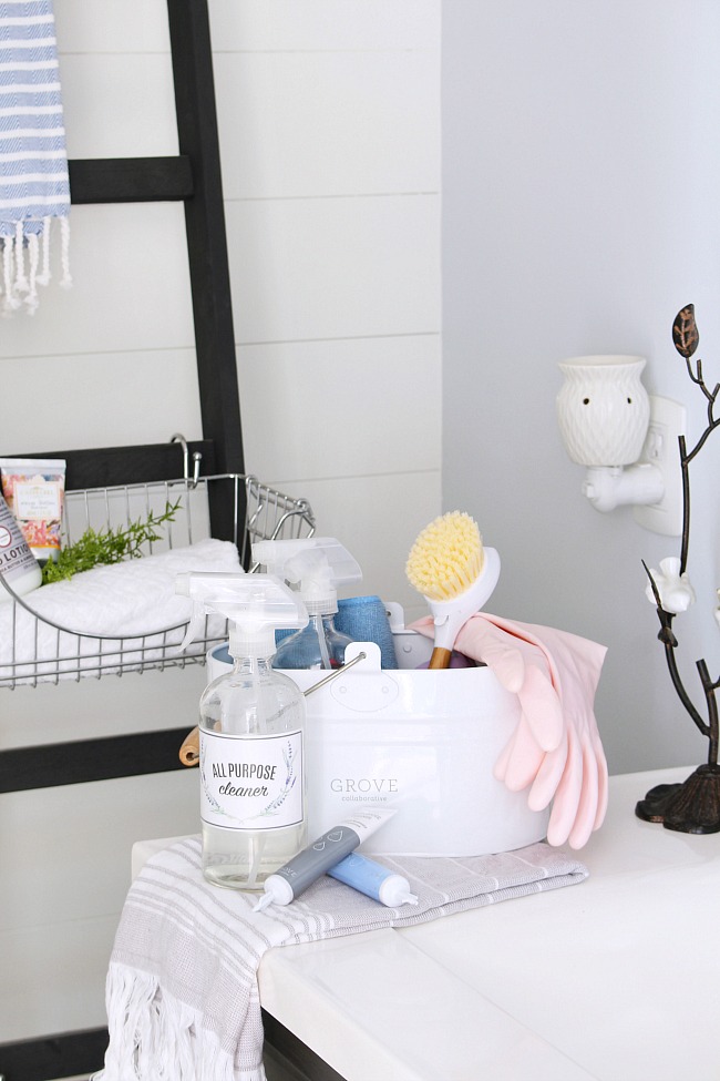 How to get organized with a caddy. Cleaning caddy filled with cleaning products.