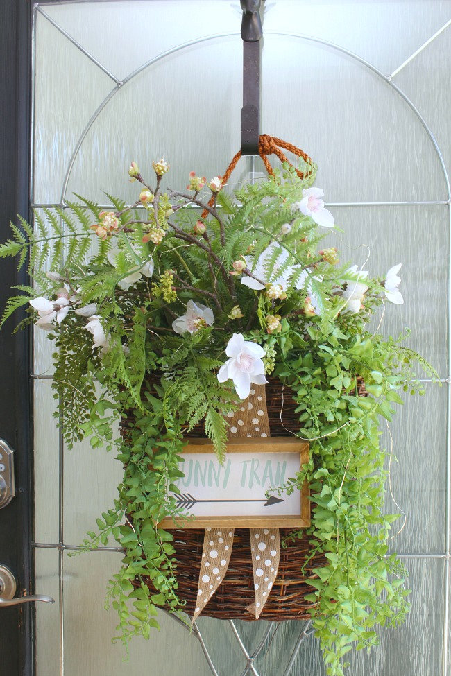 https://www.cleanandscentsible.com/wp-content/uploads/2019/03/Spring-Basket-Wreath-DIY-edit1.jpg