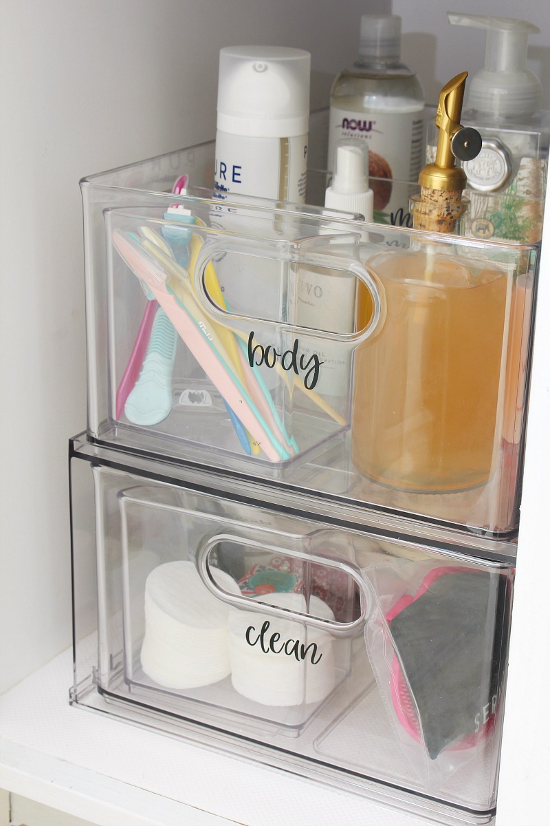 https://www.cleanandscentsible.com/wp-content/uploads/2020/04/bathroom-cabinet-organization-3-Clean-and-Scentsible.jpg