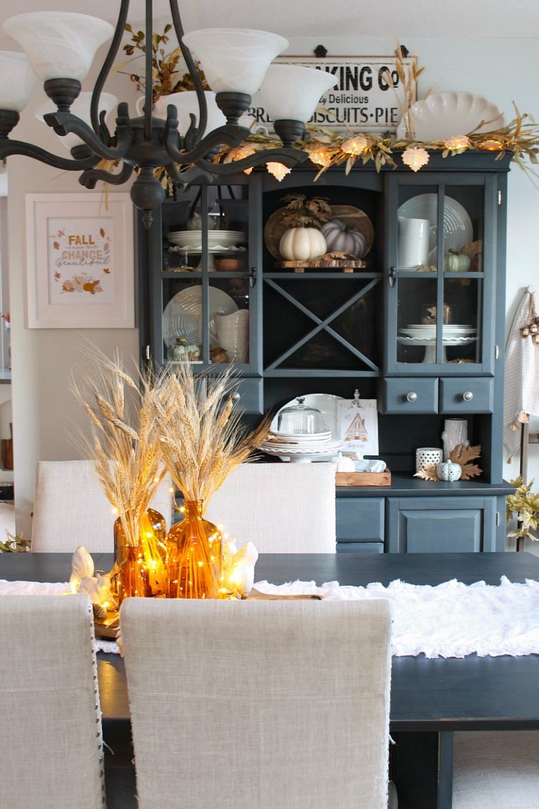 Neutral Fall Dining Room Decor - Clean and Scentsible