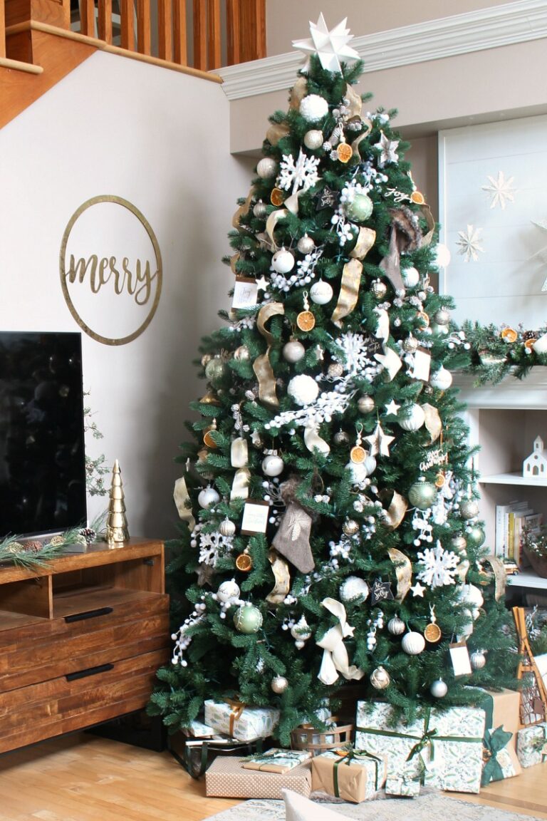 Cozy Christmas Living Room Decor - Clean and Scentsible