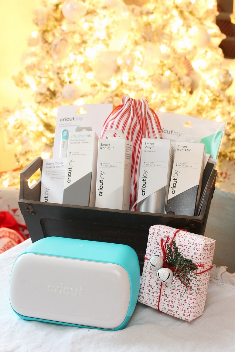 Cricut Joy Gift Basket for the Holidays - Clean and Scentsible