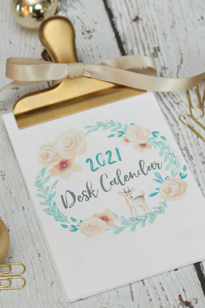 Free Printable 2021 Desk Calendar - Clean and Scentsible