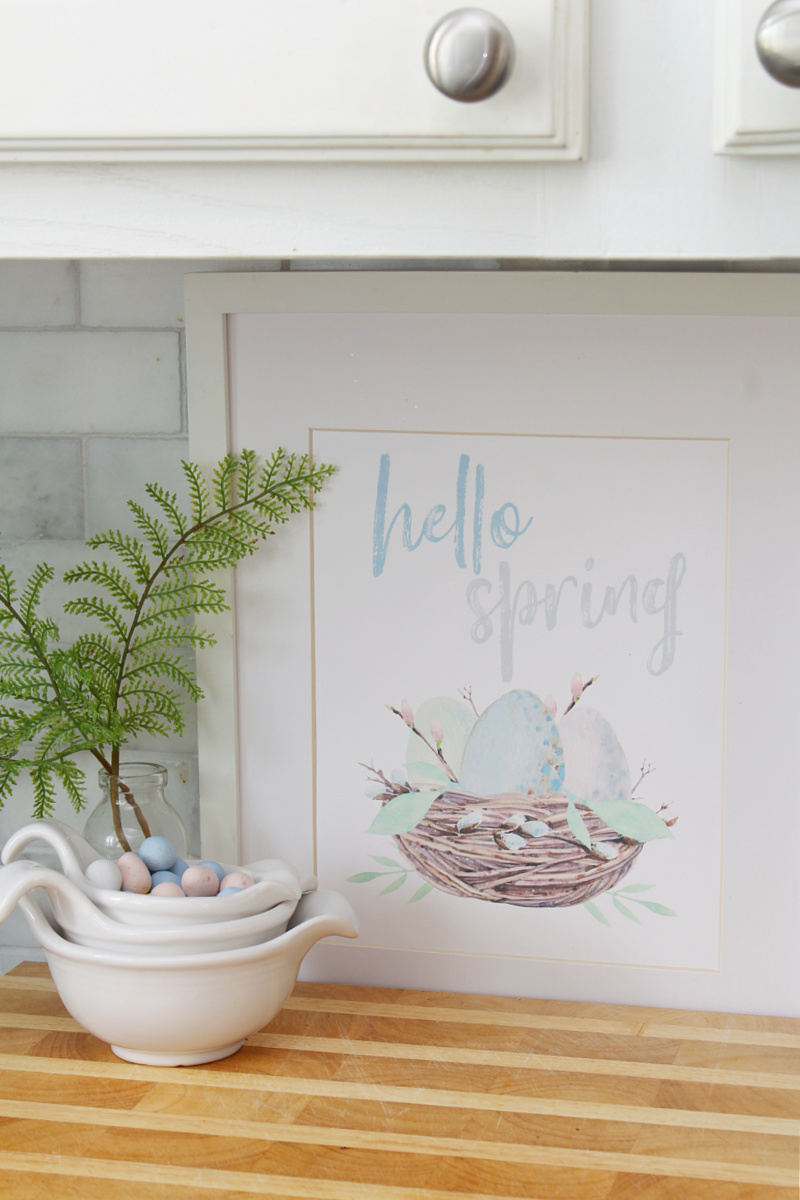Hello Spring free spring printable with watercolor nest.
