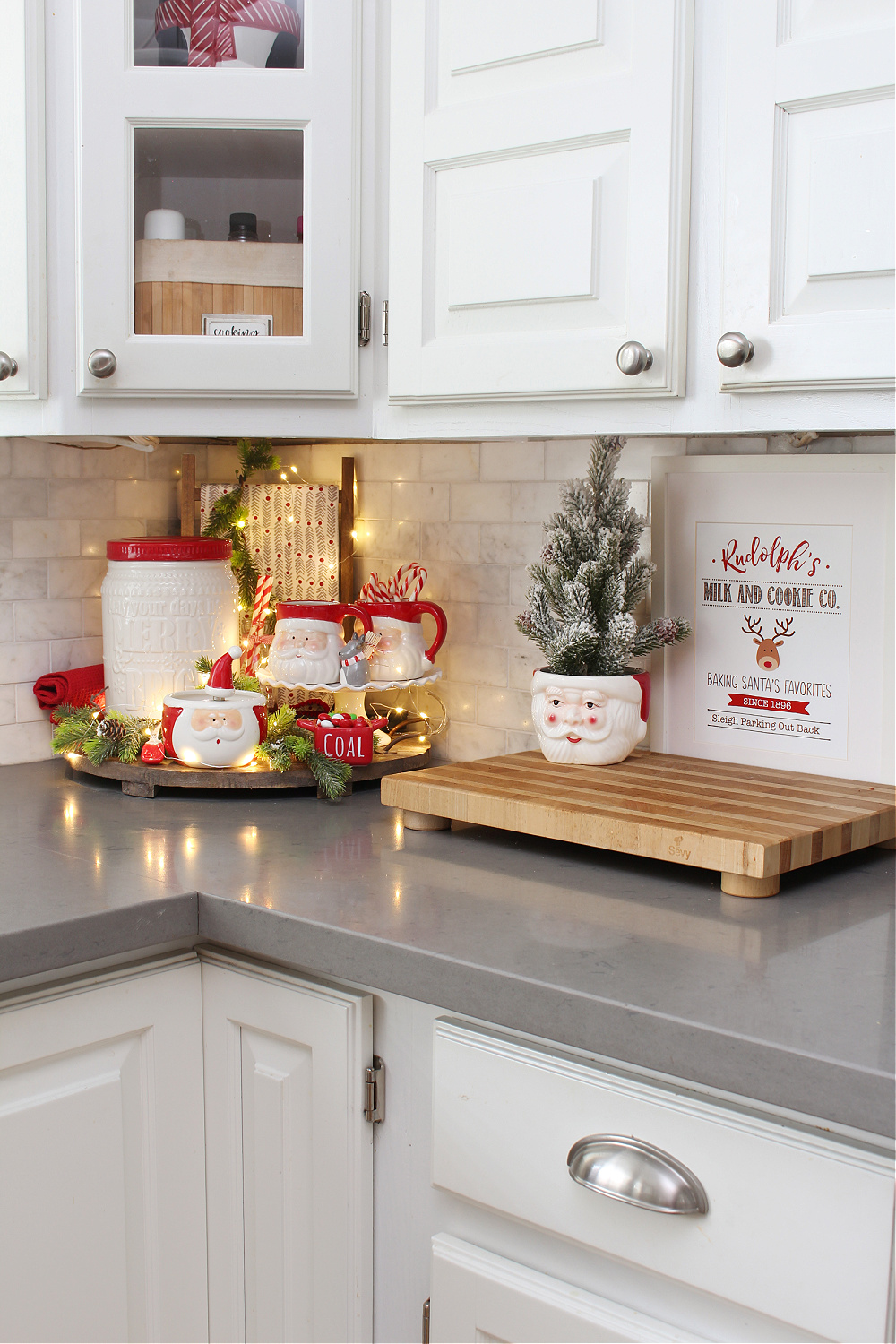 Christmas display for the red and white Christmas kitchen.