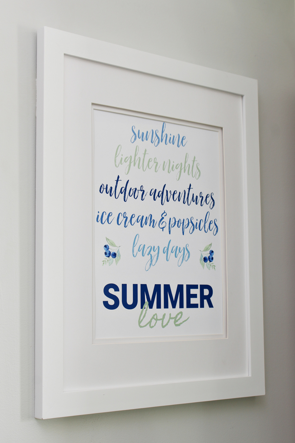 Summer Love Free Summer can be printed on a white frame.