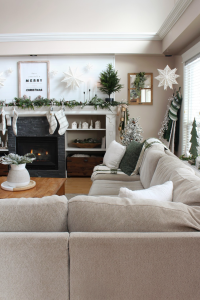 Green and White Christmas Living Room Decor Ideas - Clean and Scentsible
