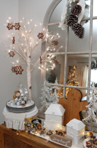 Gingerbread inspired Christmas sideboard.